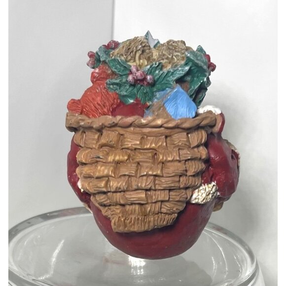 Vintage Crinkle Claus Holiday Figurine With Wreath & Basket Of Gifts - Picture 3 of 4